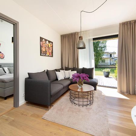 One Apartments Пярну Екстер'єр фото