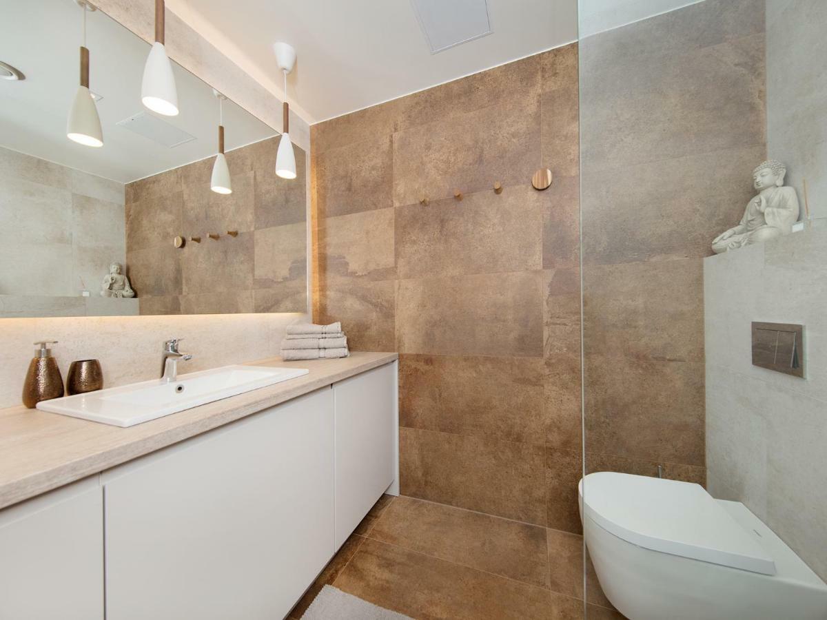One Apartments Пярну Екстер'єр фото