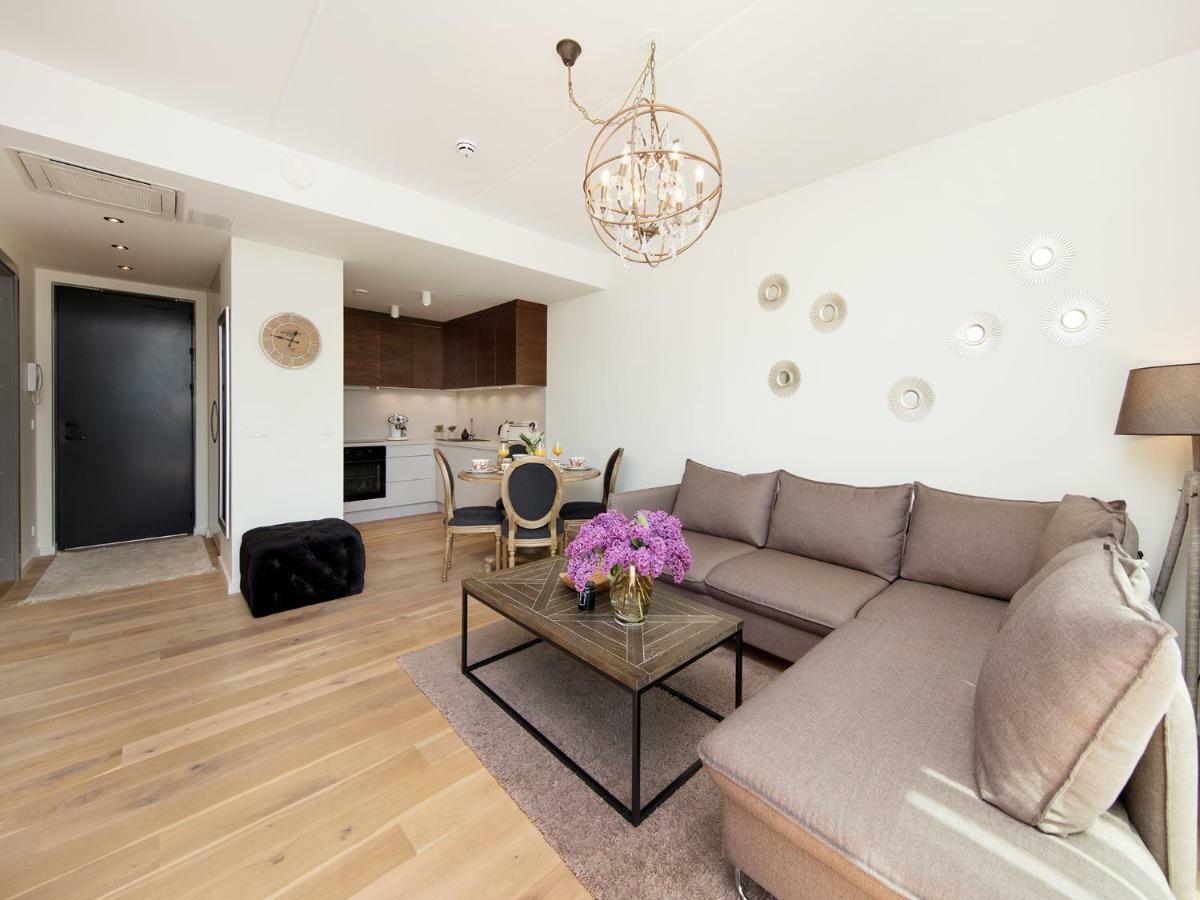One Apartments Пярну Екстер'єр фото