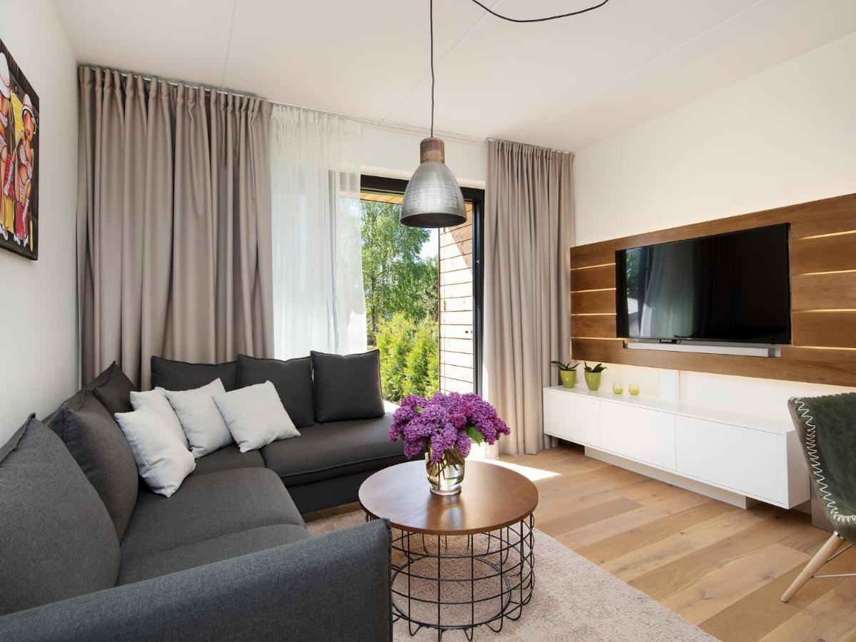 One Apartments Пярну Екстер'єр фото
